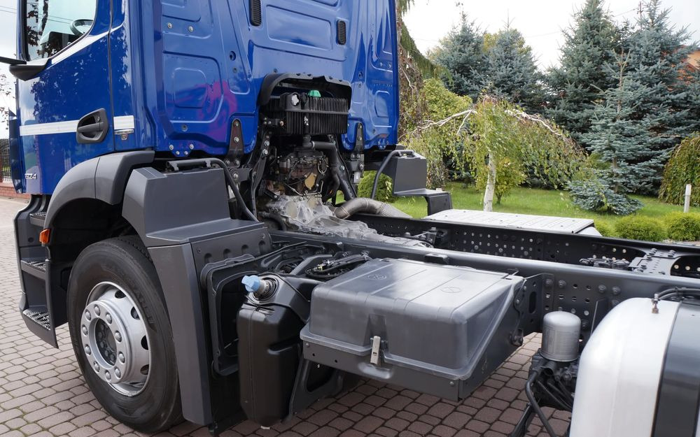 Mercedes-Benz ANTOS 1824 ACTROS EURO 6 RAMA DO ZABUDOWY ROZSTAW OSI 3.80M ANTOS 1830 1827 - Cab chassis truck: picture 5 Mercedes-Benz ANTOS 1824 ACTROS EURO 6 RAMA DO ZABUDOWY ROZSTAW OSI 3.80M ANTOS 1830 1827 - Cab chassis truck: picture 5