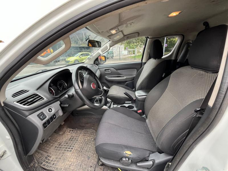 Pickup truck FIAT Véhicule utilitaire Pickup FULLBACK 4X4: picture 9