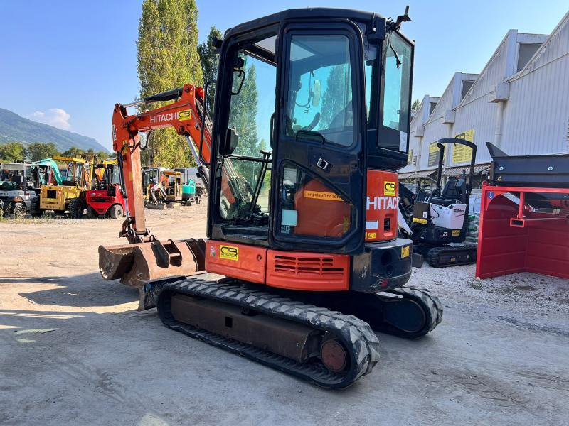 Hitachi ZX26U-5A MINI PELLE 2,7T - Mini excavator: picture 2 Hitachi ZX26U-5A MINI PELLE 2,7T - Mini excavator: picture 2