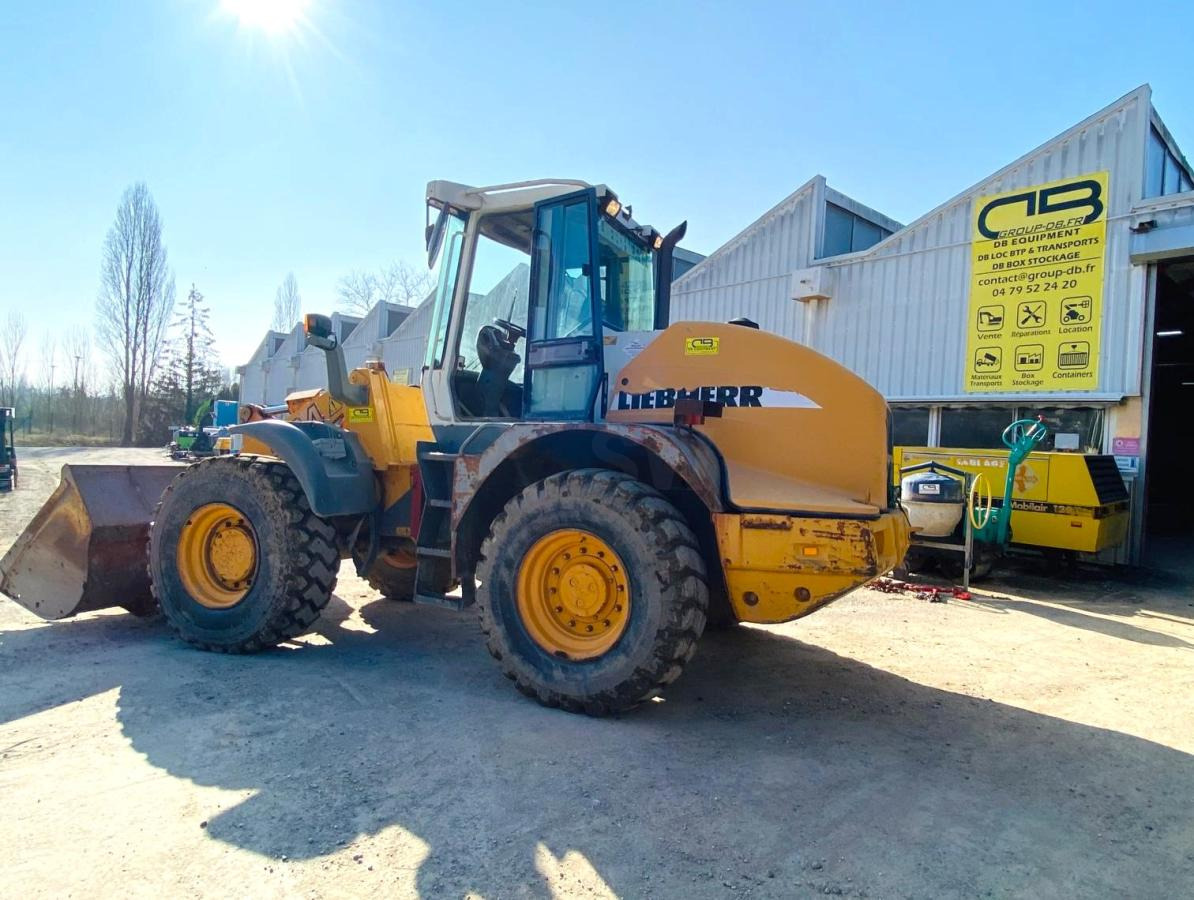 LIEBHERR Chargeuse L524 10T - Wheel loader: picture 3 LIEBHERR Chargeuse L524 10T - Wheel loader: picture 3