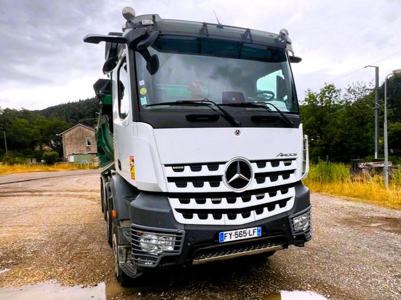 Mercedes Arocs CAMION BENNE 8x4 460cv 11L Euro6 - Tipper: picture 3 Mercedes Arocs CAMION BENNE 8x4 460cv 11L Euro6 - Tipper: picture 3