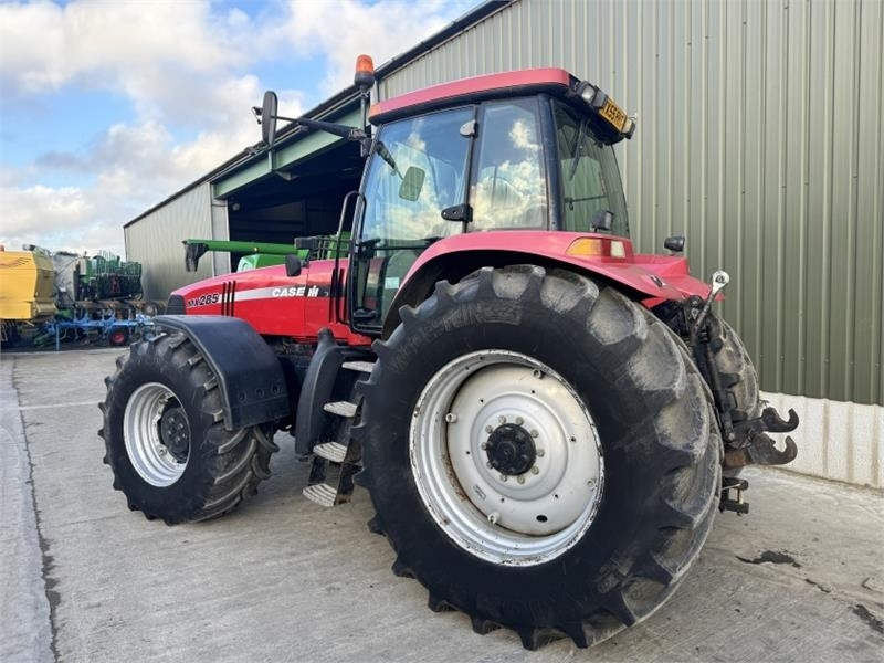 Case Case MX285 Tractor - Farm tractor: picture 2 Case Case MX285 Tractor - Farm tractor: picture 2