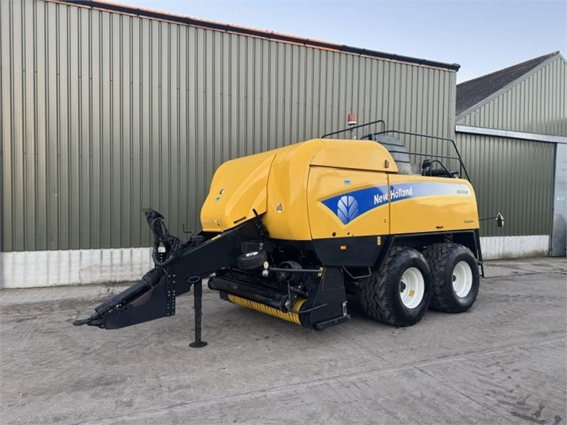 New Holland New Holland BB9060 Baler - Square baler: picture 1 New Holland New Holland BB9060 Baler - Square baler: picture 1