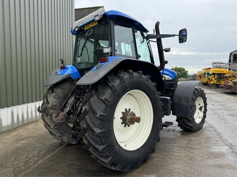 New Holland TM190  - Farm tractor: picture 4 New Holland TM190  - Farm tractor: picture 4