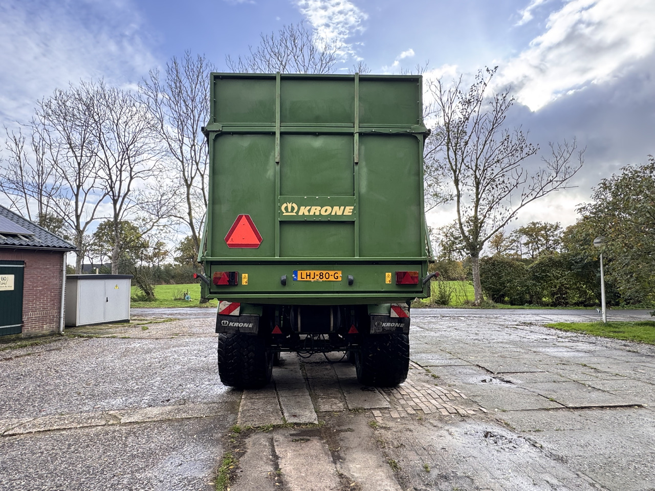 KRONE MX 350 GL - Self-loading wagon: picture 4 KRONE MX 350 GL - Self-loading wagon: picture 4