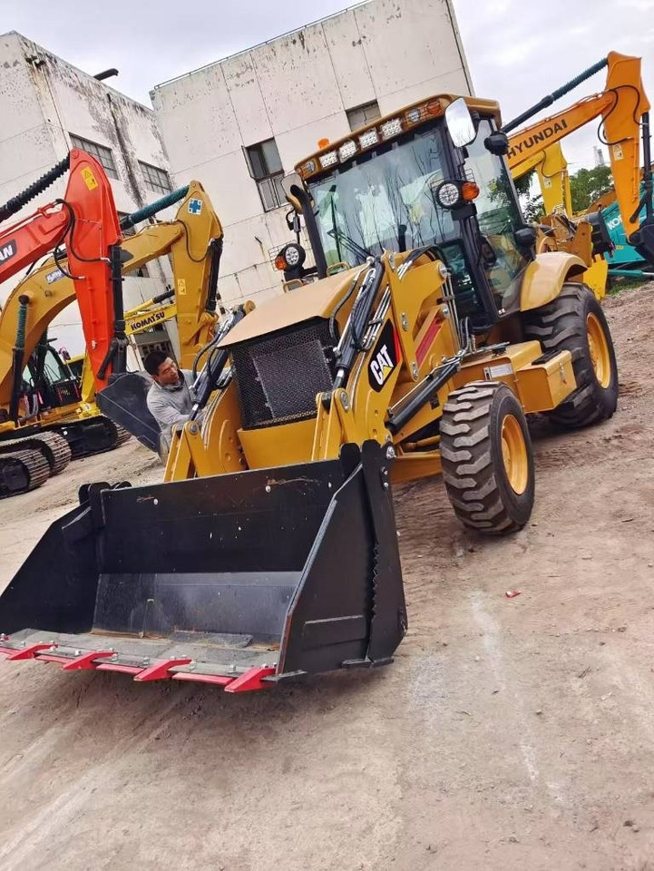 CAT 420 F - Backhoe loader: picture 3 CAT 420 F - Backhoe loader: picture 3