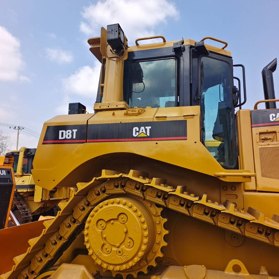 CAT D 8 T - Bulldozer: picture 1 CAT D 8 T - Bulldozer: picture 1