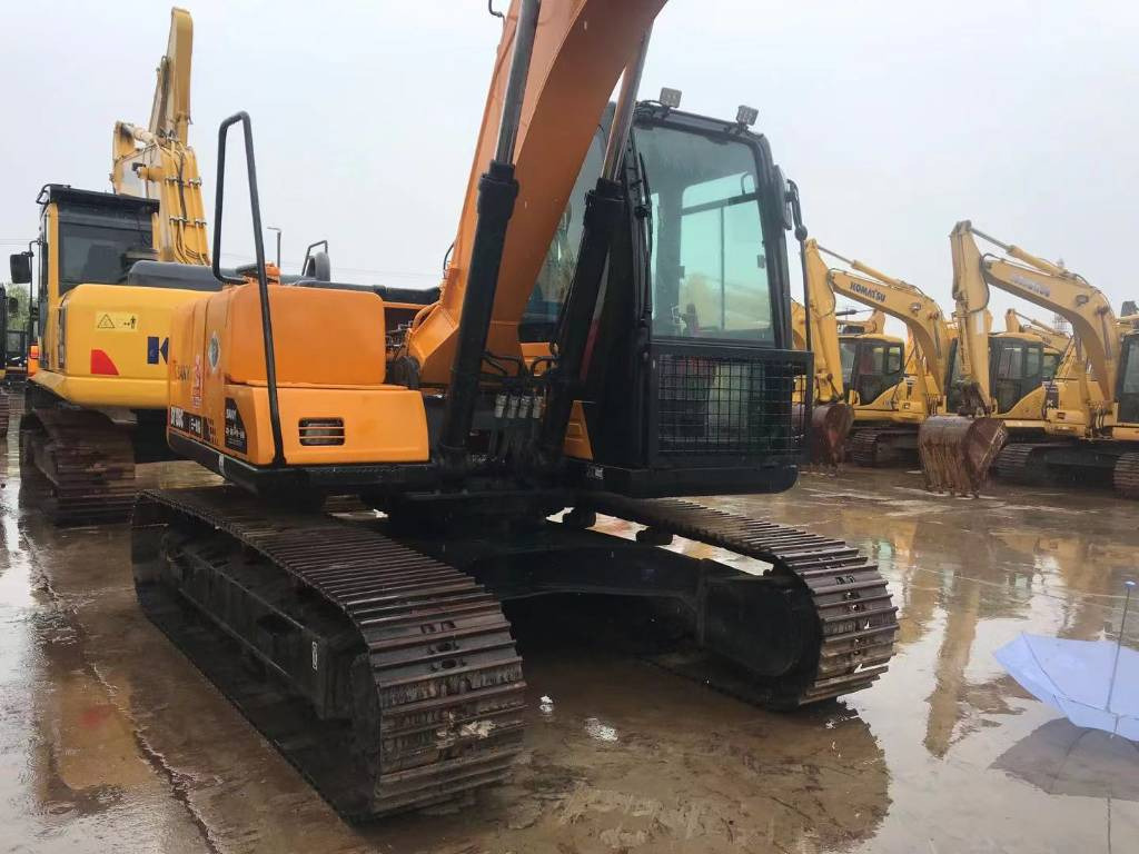 Crawler excavator Sany SY 135 C: picture 18