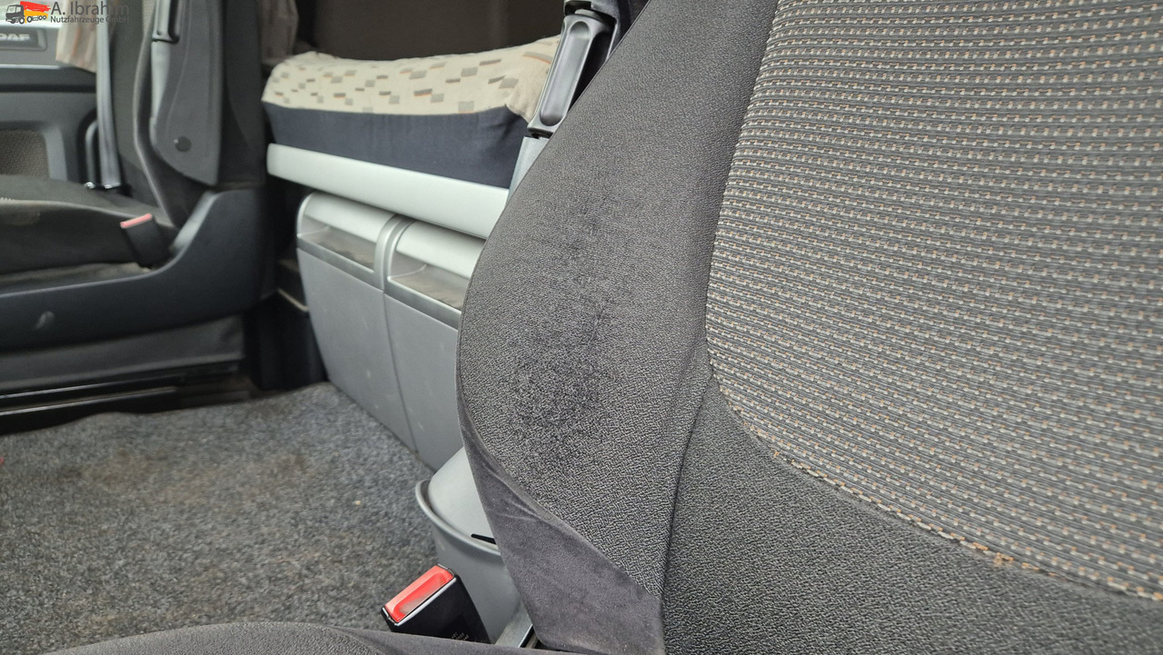 Daf XF460 FT Spoiler, Kipphydr., Retarder, Standklima deutsches Fahrzeug 1. Hand - Tractor unit: picture 2 Daf XF460 FT Spoiler, Kipphydr., Retarder, Standklima deutsches Fahrzeug 1. Hand - Tractor unit: picture 2