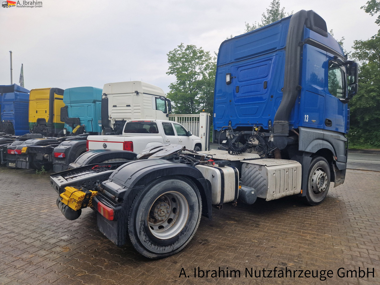 Tractor unit Mercedes-Benz 1845 Retarder Klima, Kühlschrank deutsches Fahrzeug: picture 13 Tractor unit Mercedes-Benz 1845 Retarder Klima, Kühlschrank deutsches Fahrzeug: picture 13