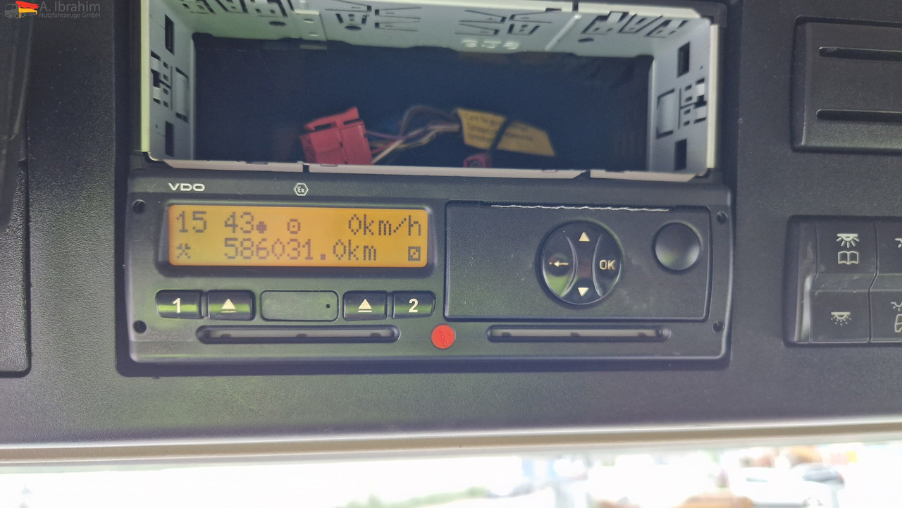 Mercedes-Benz DB 1843 Retarder Kipphydraulik - Tractor unit: picture 5 Mercedes-Benz DB 1843 Retarder Kipphydraulik - Tractor unit: picture 5