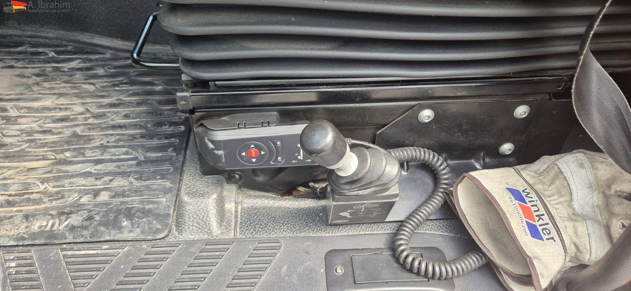 Mercedes-Benz DB 1846 H 4x4 Topzustand einsatzbereit - Tractor unit: picture 3 Mercedes-Benz DB 1846 H 4x4 Topzustand einsatzbereit - Tractor unit: picture 3