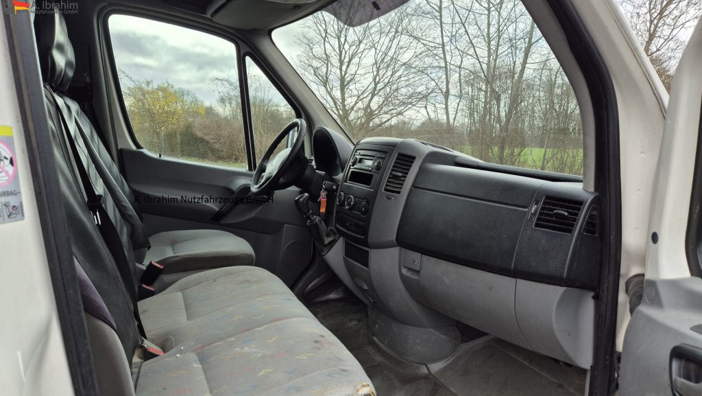 VW Crafter 2.5 Diesel Zahnriemen, Wasserpumpe (neu) - Panel van: picture 3 VW Crafter 2.5 Diesel Zahnriemen, Wasserpumpe (neu) - Panel van: picture 3