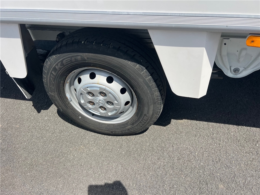 Box van PEUGEOT BOXER: picture 17