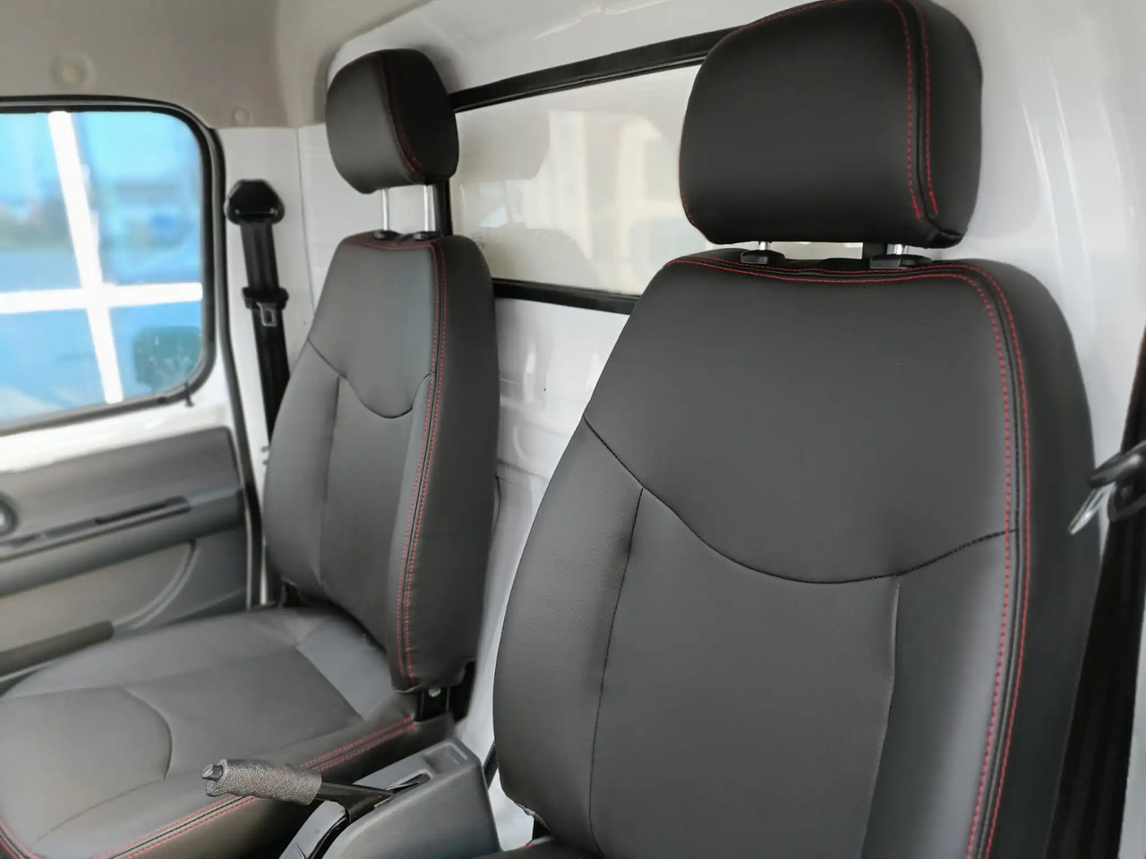 Lease a  NEXTEM FURGONE BOX 100% ELETTRICO NEXTEM FURGONE BOX 100% ELETTRICO: picture 11