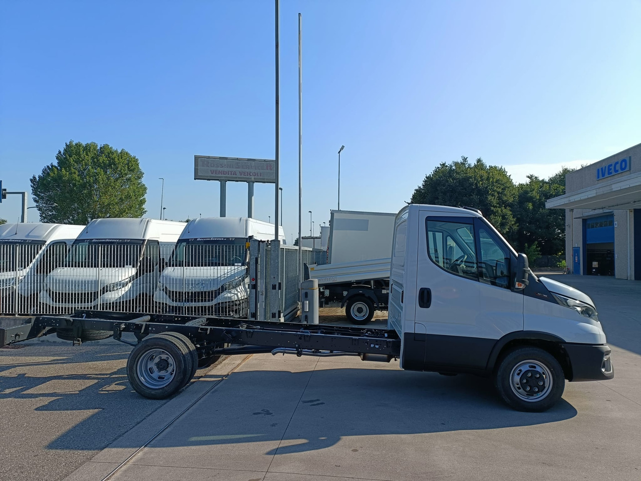 IVECO DAILY 35C16 MOD. 2025 A TELAIO NUOVO - Van: picture 4 IVECO DAILY 35C16 MOD. 2025 A TELAIO NUOVO - Van: picture 4