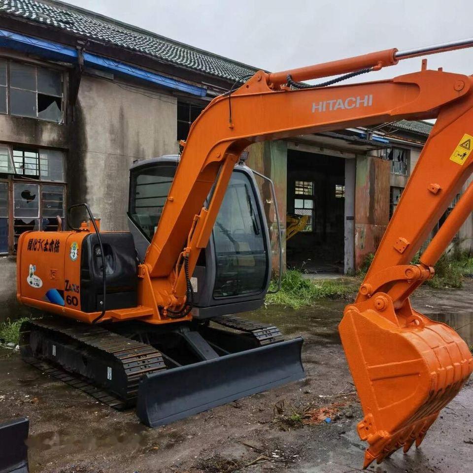 Hitachi ZX60 - Crawler excavator: picture 3 Hitachi ZX60 - Crawler excavator: picture 3
