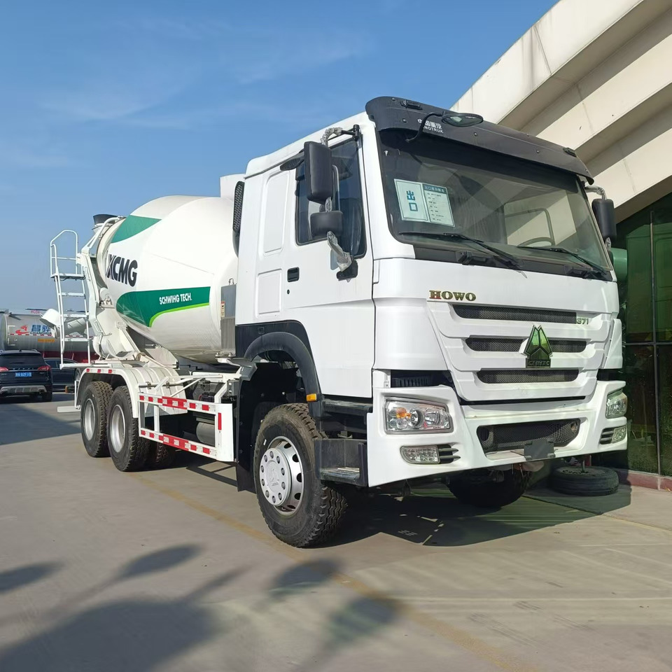 Howo HOWO 371 concrete truck 10CM3 - Concrete mixer truck: picture 1 Howo HOWO 371 concrete truck 10CM3 - Concrete mixer truck: picture 1