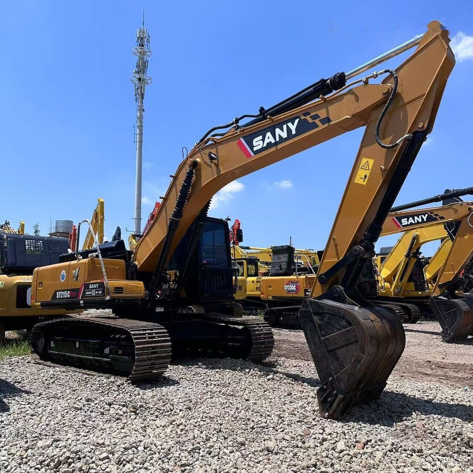 Sany SY 215C - Crawler excavator: picture 3 Sany SY 215C - Crawler excavator: picture 3