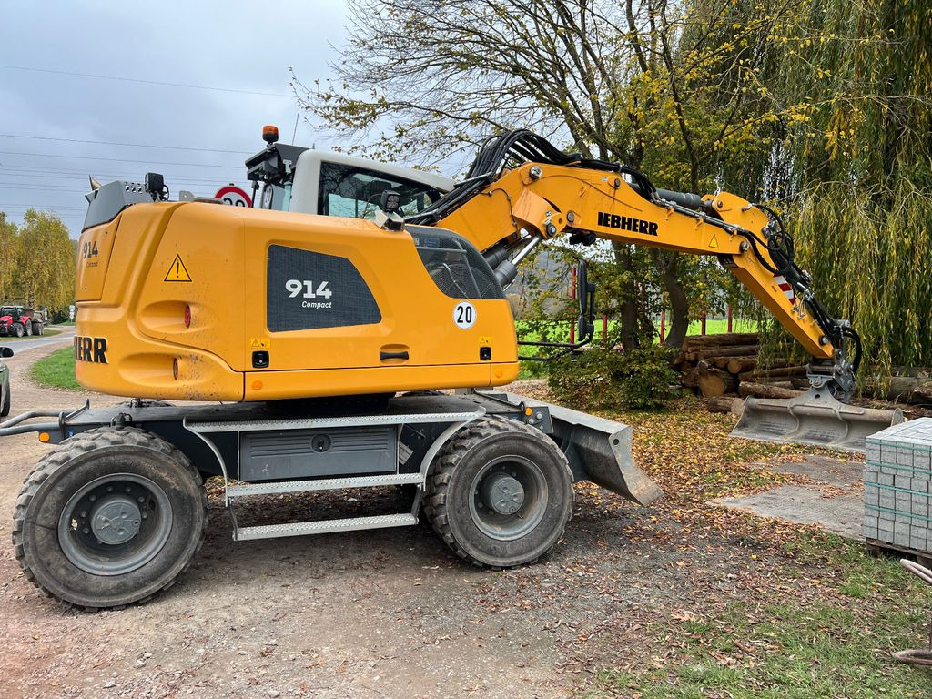 Liebherr A 914 Compact SW 33 Likufix - Wheel excavator: picture 1 Liebherr A 914 Compact SW 33 Likufix - Wheel excavator: picture 1