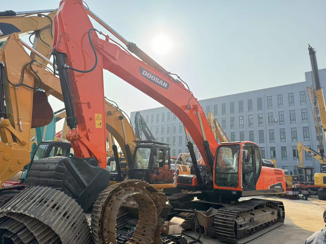 DOOSAN DX340LC - Crawler excavator: picture 2 DOOSAN DX340LC - Crawler excavator: picture 2