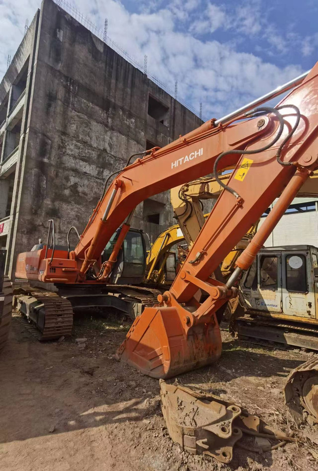 HITACHI ZX330 - Crawler excavator: picture 2 HITACHI ZX330 - Crawler excavator: picture 2
