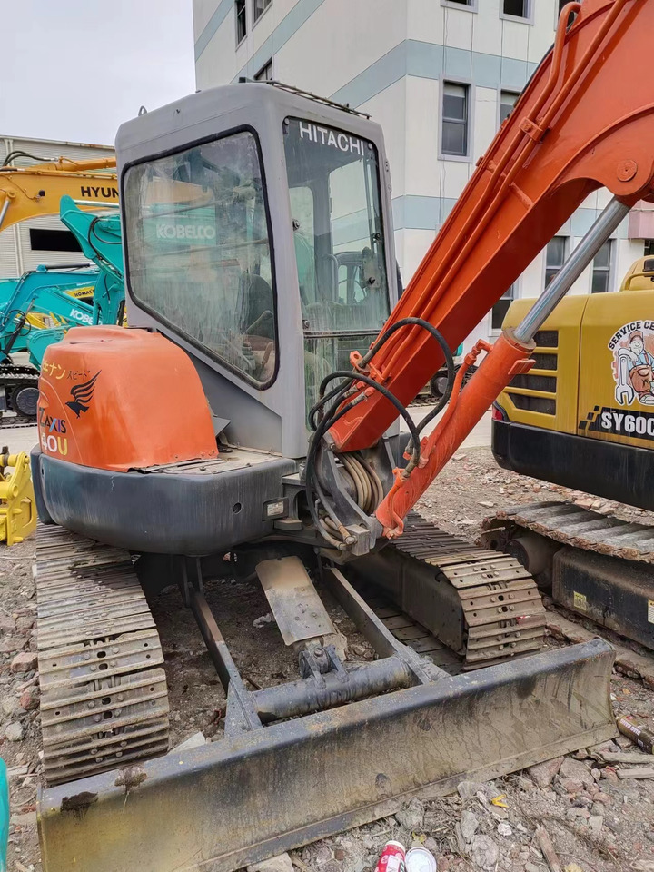 HITACHI ZX40U - Mini excavator: picture 3 HITACHI ZX40U - Mini excavator: picture 3