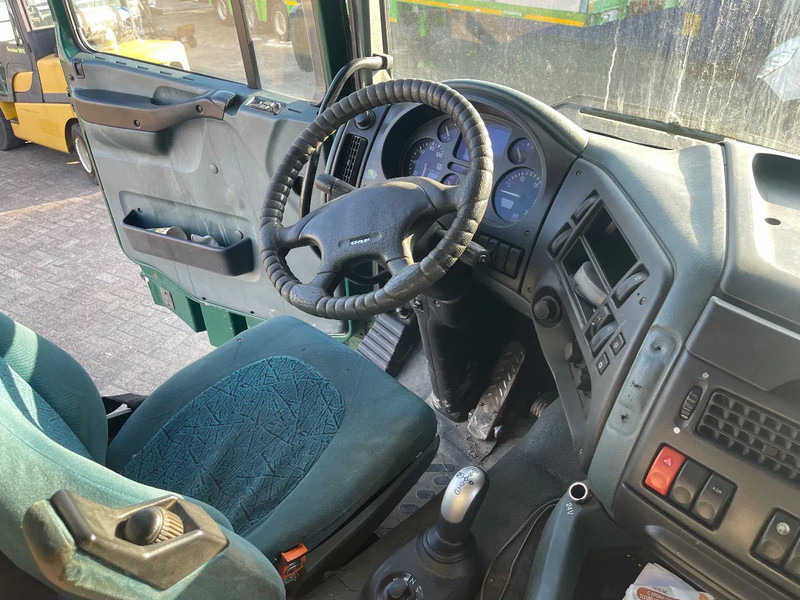 Tractor unit DAF XF 95.430 Tractor Unit: picture 12