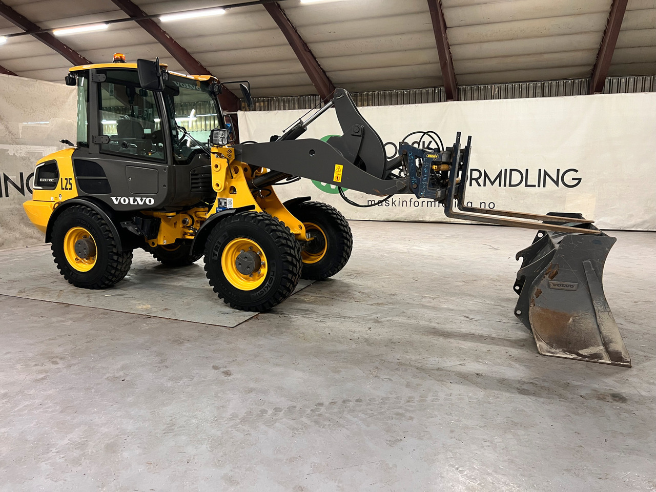 Volvo JL25H - Wheel loader: picture 5 Volvo JL25H - Wheel loader: picture 5