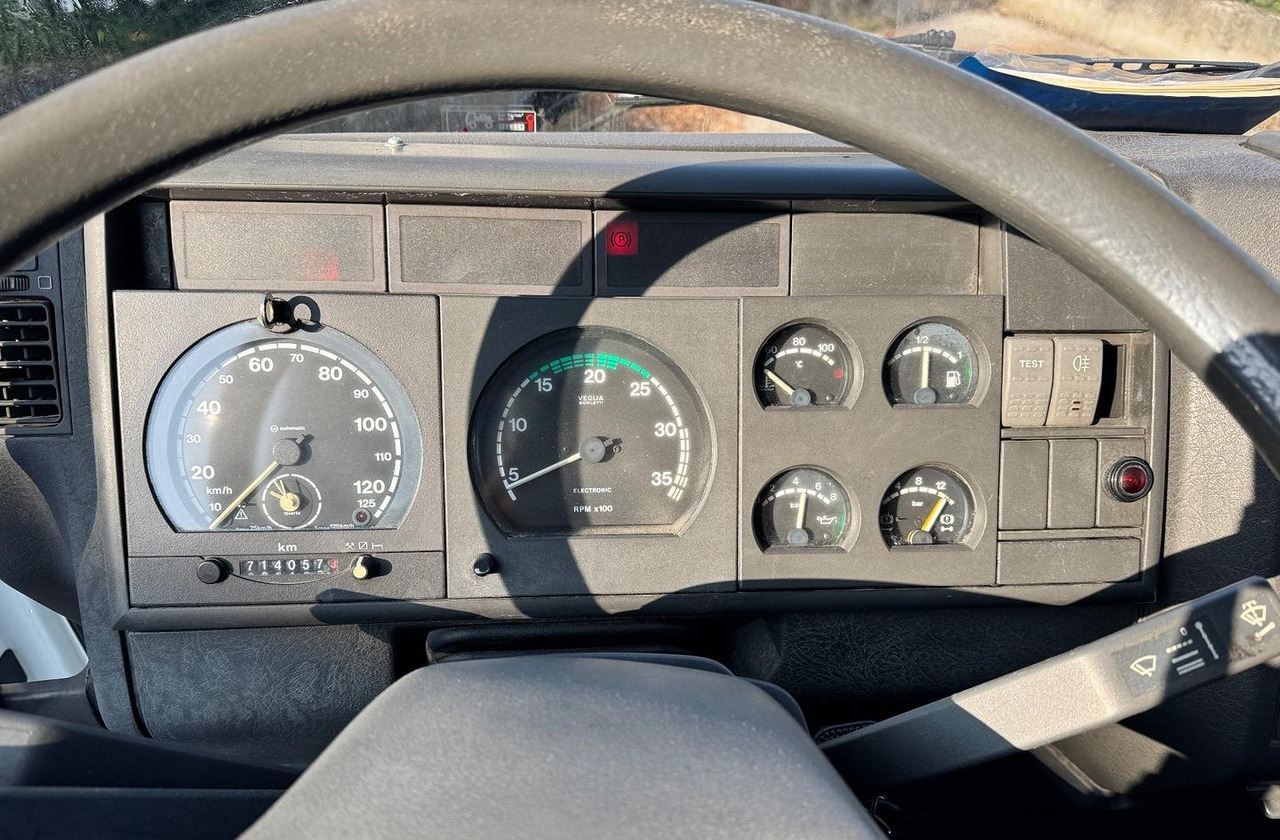 Iveco Eurocargo 150E23 con Gru HIAB - Dropside/ Flatbed truck, Crane truck: picture 4 Iveco Eurocargo 150E23 con Gru HIAB - Dropside/ Flatbed truck, Crane truck: picture 4