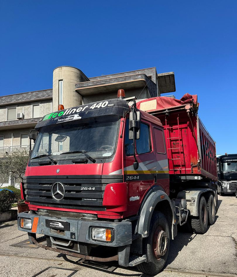 Mercedes Benz SK 2644 ( 6X4 ) V8 - Tipper: picture 2 Mercedes Benz SK 2644 ( 6X4 ) V8 - Tipper: picture 2