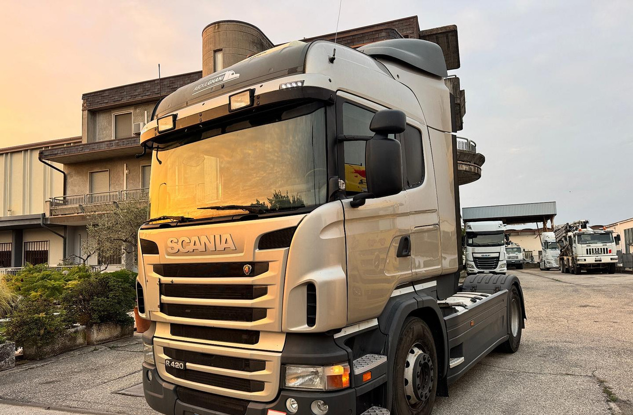 Trattore stradale Scania R420 - Euro 5 - 2011 - Tractor unit: picture 3 Trattore stradale Scania R420 - Euro 5 - 2011 - Tractor unit: picture 3