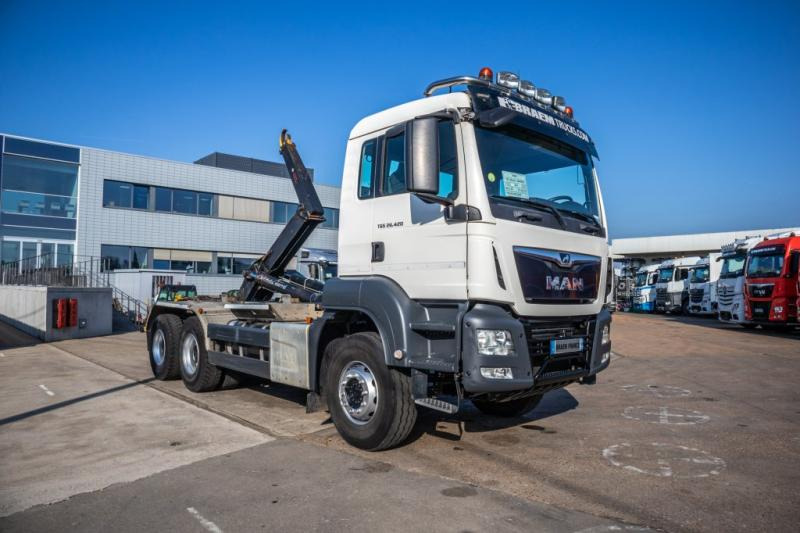 MAN TGS 26.420 BB+MARREL20T - Hook lift truck: picture 2 MAN TGS 26.420 BB+MARREL20T - Hook lift truck: picture 2