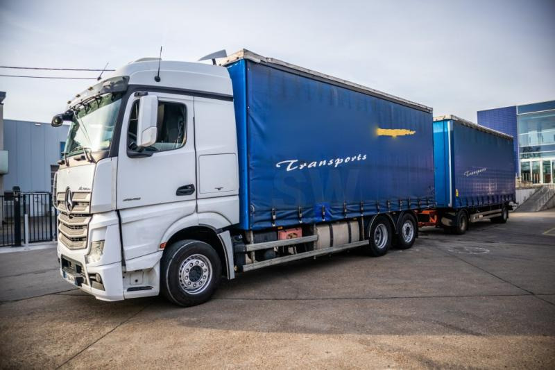Mercedes ACTROS 2548 BL - Curtainsider truck: picture 1 Mercedes ACTROS 2548 BL - Curtainsider truck: picture 1