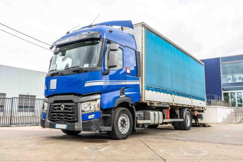 Renault T460+E6 - Curtainsider truck: picture 1 Renault T460+E6 - Curtainsider truck: picture 1