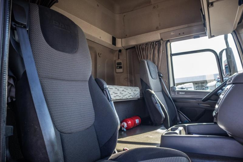 Tractor unit DAF CF 85.460+INTARDER+COMPRESSEUR: picture 7