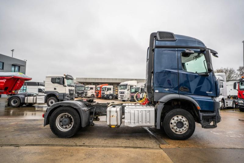 Mercedes AROCS 1843 LS ( NO ACTROS)+BIG AXLE +HYDR. - Tractor unit: picture 3 Mercedes AROCS 1843 LS ( NO ACTROS)+BIG AXLE +HYDR. - Tractor unit: picture 3