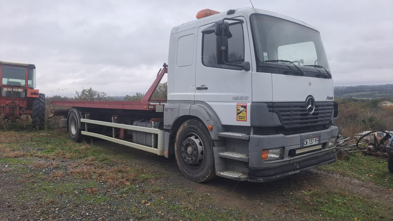 MERCEDES-BENZ 1823 - Autotransporter truck: picture 1 MERCEDES-BENZ 1823 - Autotransporter truck: picture 1
