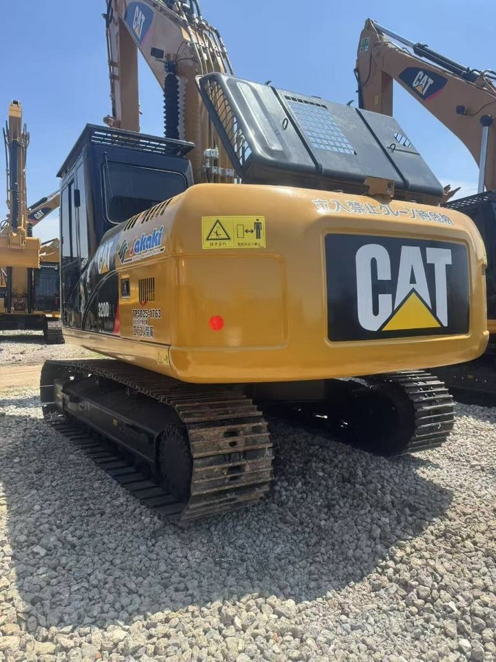 CAT 320D2 - Crawler excavator: picture 5 CAT 320D2 - Crawler excavator: picture 5