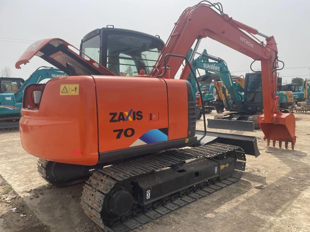Hitachi ZX 70 - Mini excavator: picture 1 Hitachi ZX 70 - Mini excavator: picture 1