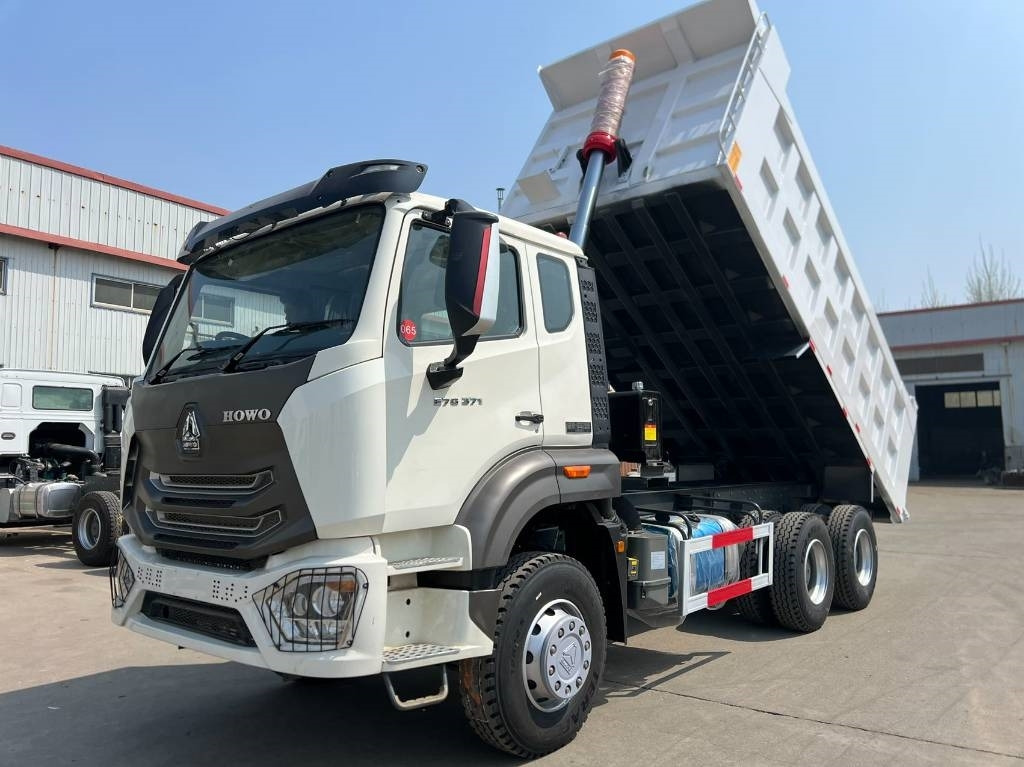 Howo 371 - Tipper: picture 5 Howo 371 - Tipper: picture 5