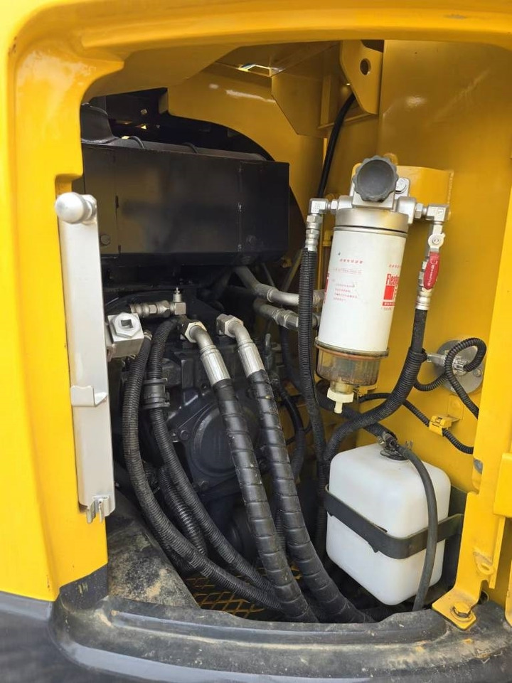 Komatsu PC 128 US - Crawler excavator: picture 2 Komatsu PC 128 US - Crawler excavator: picture 2