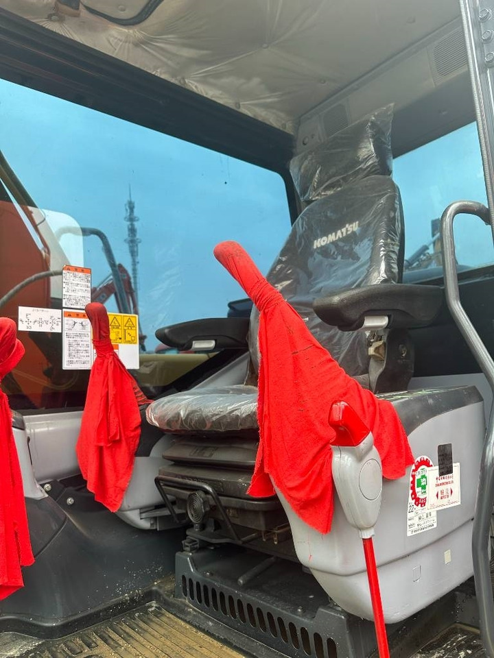 Komatsu PC 130 - Crawler excavator: picture 3 Komatsu PC 130 - Crawler excavator: picture 3