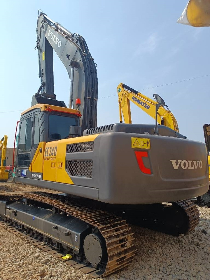Volvo EC 240  - Crawler excavator: picture 5 Volvo EC 240  - Crawler excavator: picture 5