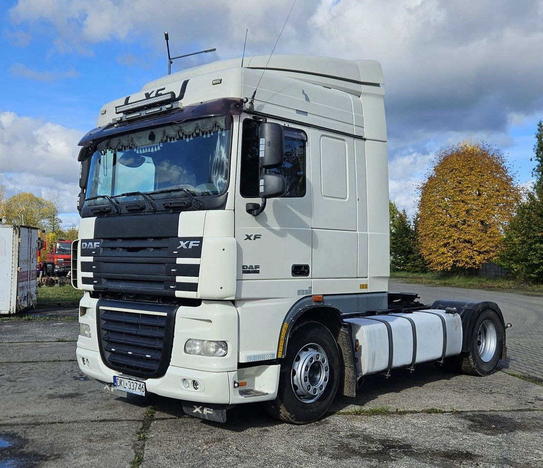 DAF 105.460 105.460 - Tractor unit: picture 1 DAF 105.460 105.460 - Tractor unit: picture 1