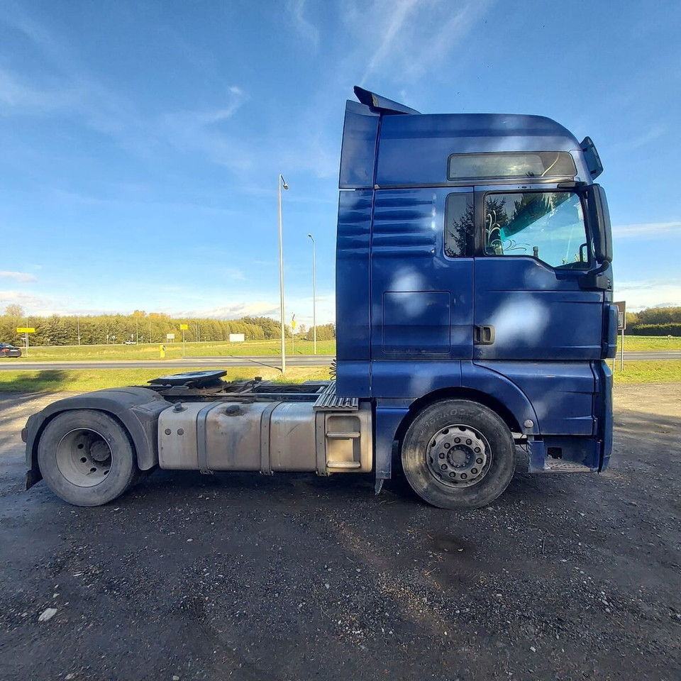 MAN TGX 18.440 -2011- retarder - automatic gearbox - Tractor unit: picture 5 MAN TGX 18.440 -2011- retarder - automatic gearbox - Tractor unit: picture 5