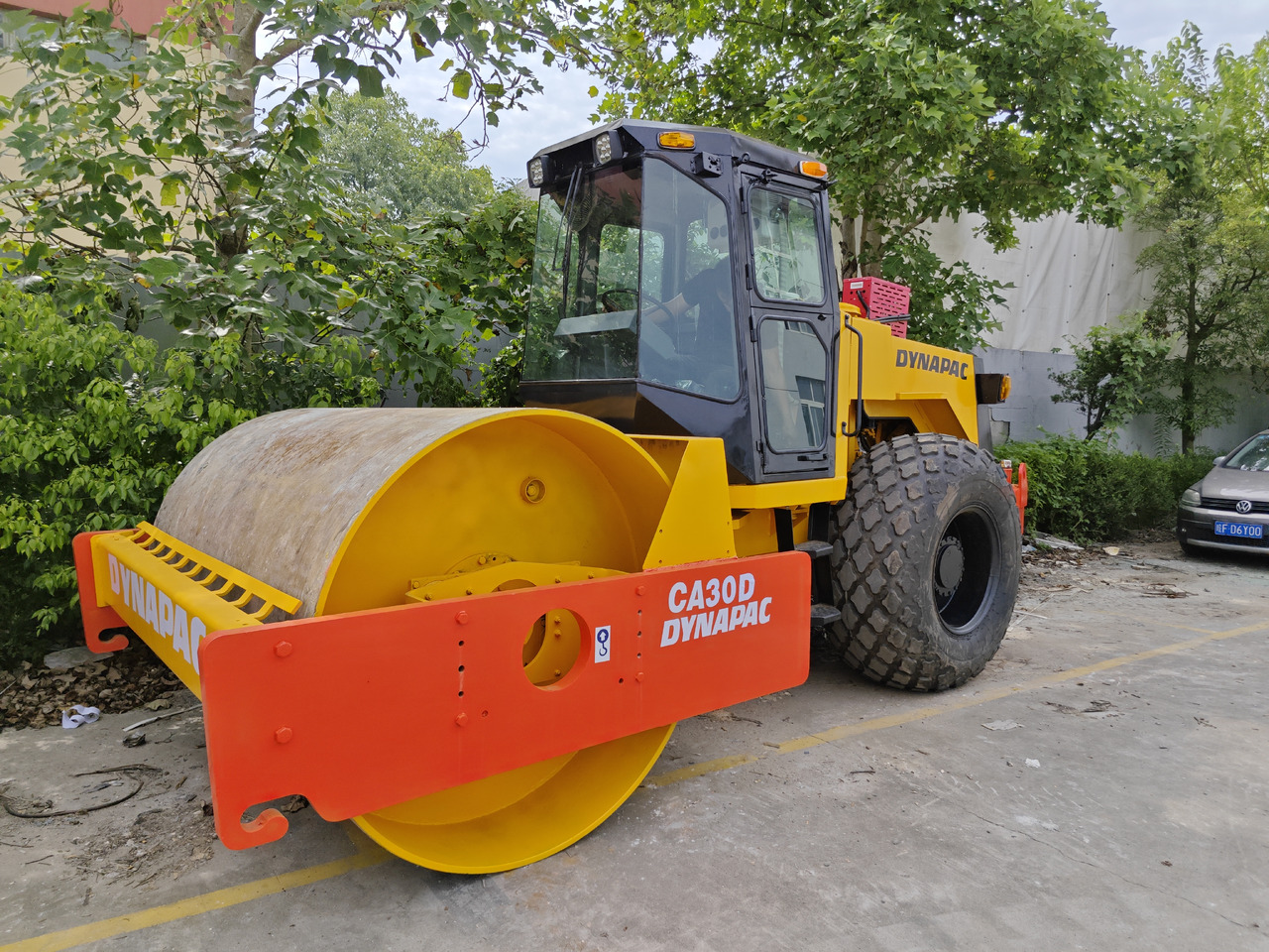 Dynapac CA30D - Compactor: picture 1 Dynapac CA30D - Compactor: picture 1