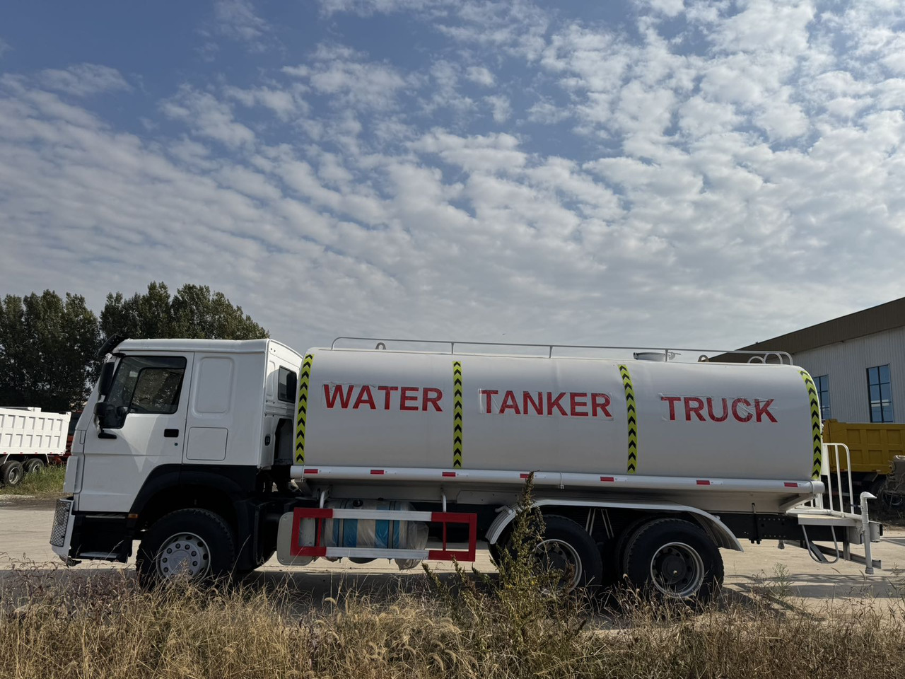 HOWO 371 Tank truck - Tank truck: picture 4 HOWO 371 Tank truck - Tank truck: picture 4