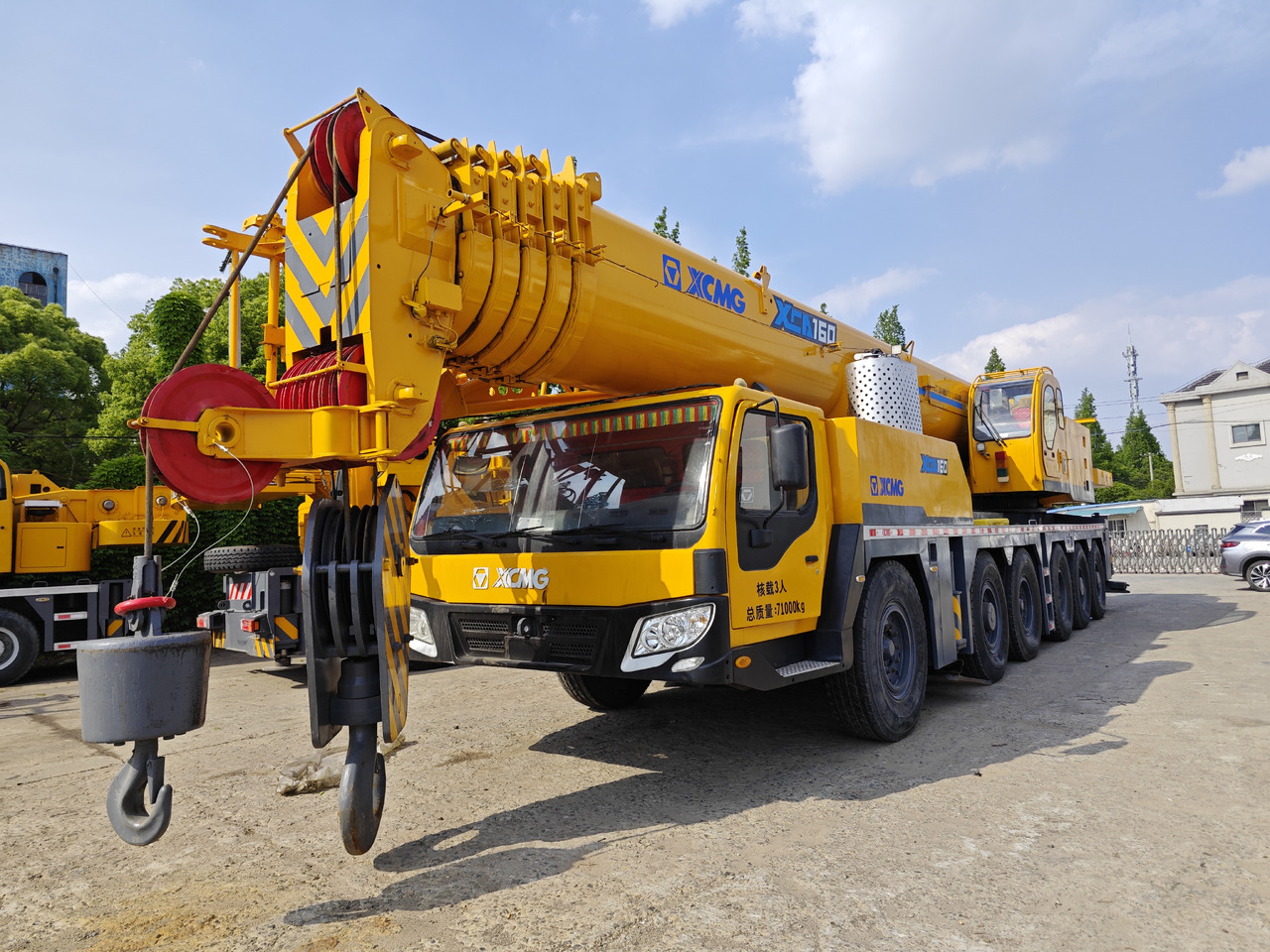XCMG XCT160 160TON Crane - Mobile crane: picture 1 XCMG XCT160 160TON Crane - Mobile crane: picture 1
