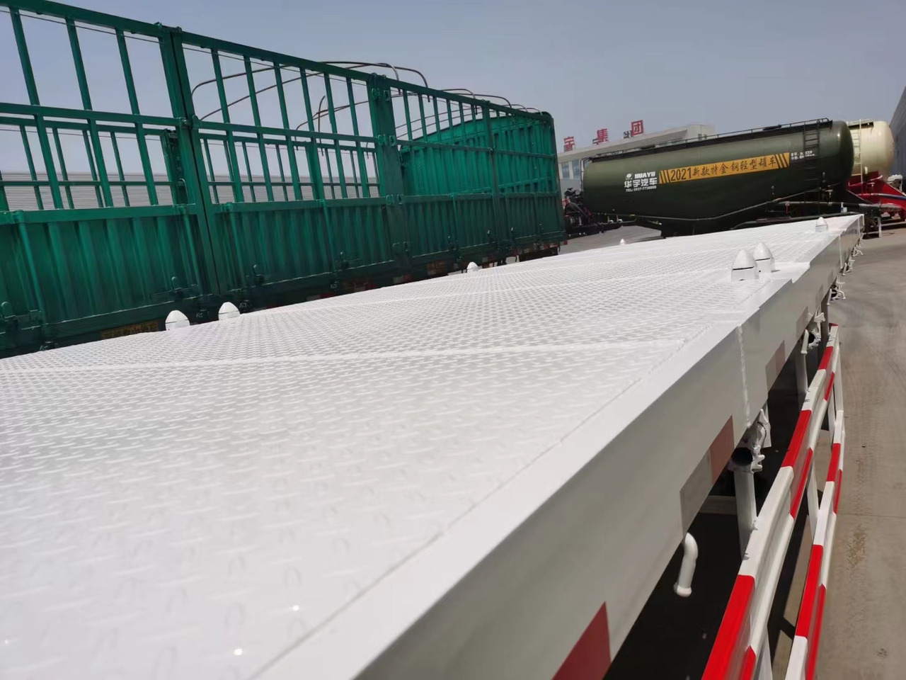 JSIE JSIE9400PBB - Container transporter/ Swap body semi-trailer: picture 4 JSIE JSIE9400PBB - Container transporter/ Swap body semi-trailer: picture 4